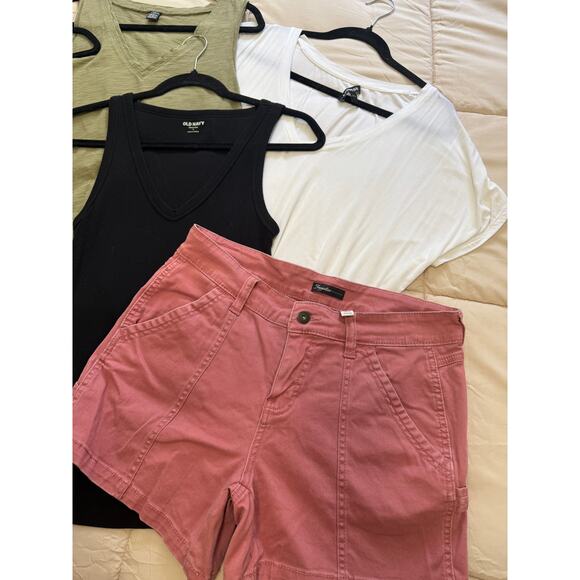 🌿 Weekend Outfit Bundle – Botkier Backpack + Summer Staples Size S/M & 8 Shorts - Picture 2 of 10